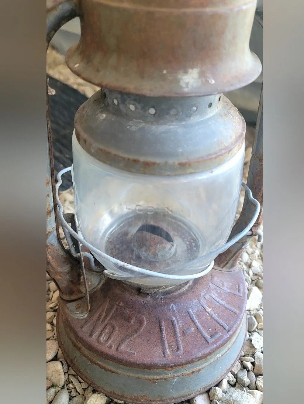 Vintage Antique DIETZ D-LITE 2 LAMP Lantern Kerosene Antique Barn OLD Decor